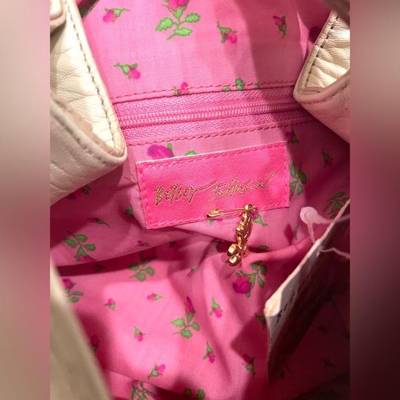 RARE NWT Vintage BETSEY JOHNSON Giddy Up Betsey Cream Oversized Leather Hobo Bag - Picture 9 of 11